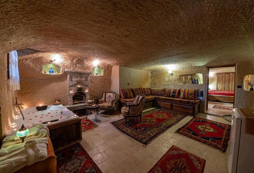 سوییت سوپریور, Shiraz Cave Cappadocia