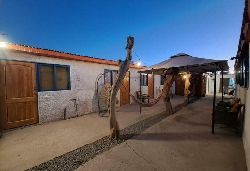 اتاق استاندارد با سرویس بهداشتی مشترک, Casa Tambo