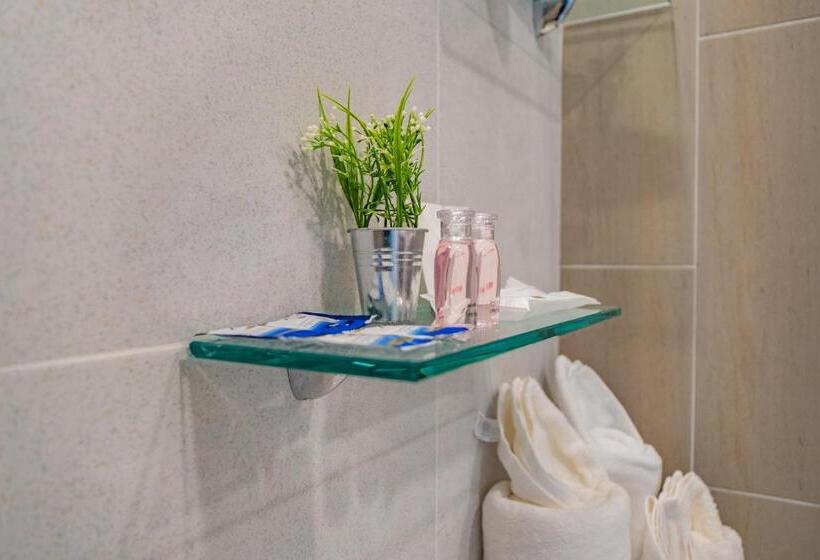 آپارتمان 1 خوابه, Rain Tree Condominium