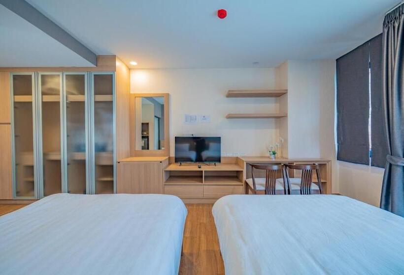 اتاق استاندارد, Rain Tree Condominium