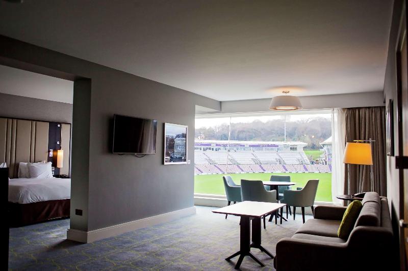 Люкс, Hilton Southampton   Utilita Bowl