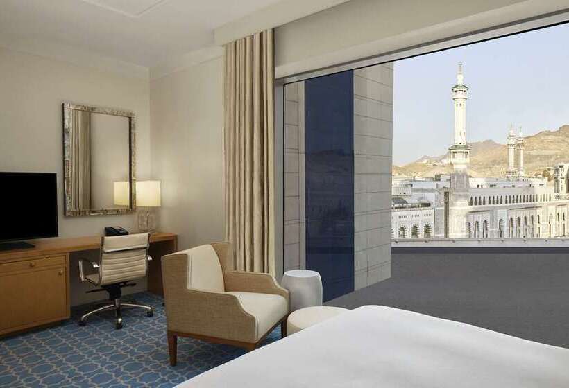 Люкс Кровать Кинг, Hilton Southampton   Utilita Bowl