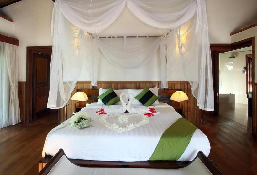 اتاق لوکس, Nataya Round House Coral Bay Resort