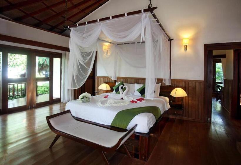 سوئیت با تخت بزرگ, Nataya Round House Coral Bay Resort