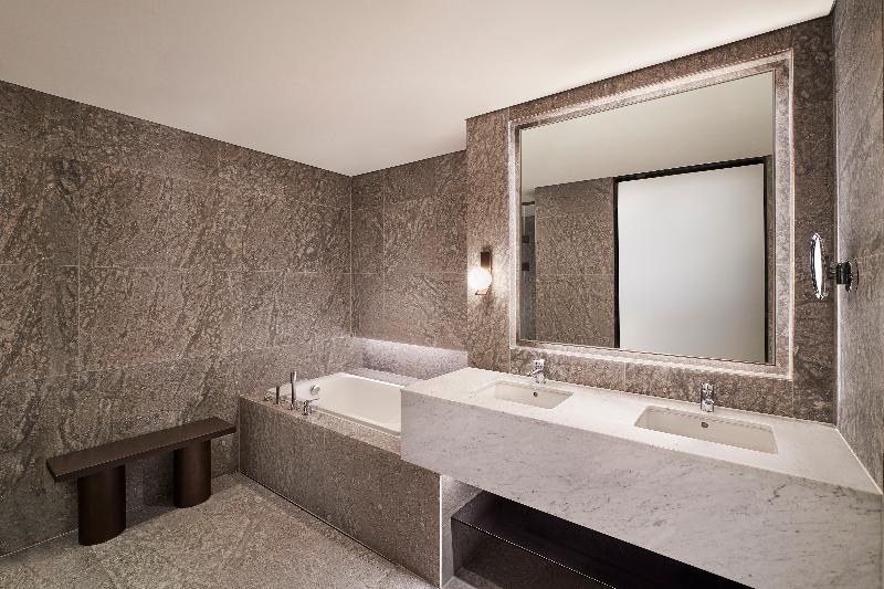 سوئیت پریمیوم, Naru Seoul Mgallery Ambassador