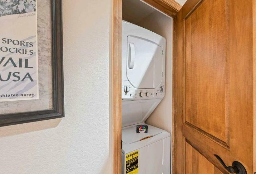 Апартаменты Deluxe 1 Спальня, St James Place By East West Hospitality