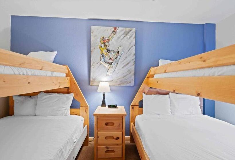 Апартаменты Deluxe 1 Спальня, St James Place By East West Hospitality