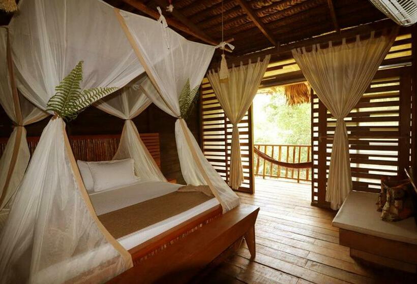 디럭스 스위트 킹 침대, Biohotel Arara River