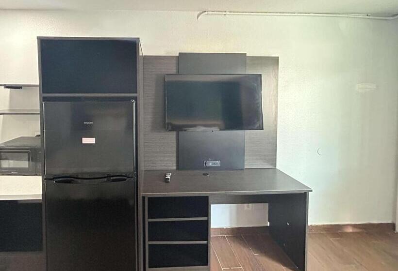 Номер Стандарт Адаптированный для Инвалидов, Studio 6 Hemet, Ca