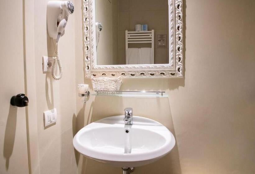 اتاق استاندارد, Alessi Hotel Trattoria
