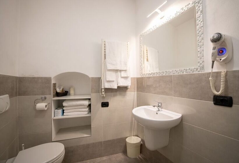 اتاق استاندارد, Alessi Hotel Trattoria