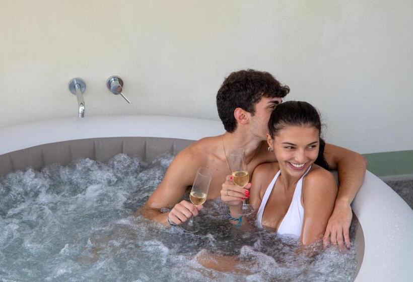 سوییت, Alla Corte Delle Terme Resort
