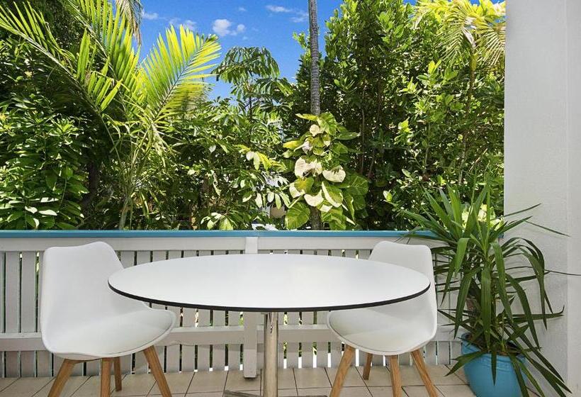 Студия Стандарт, By The Sea Port Douglas