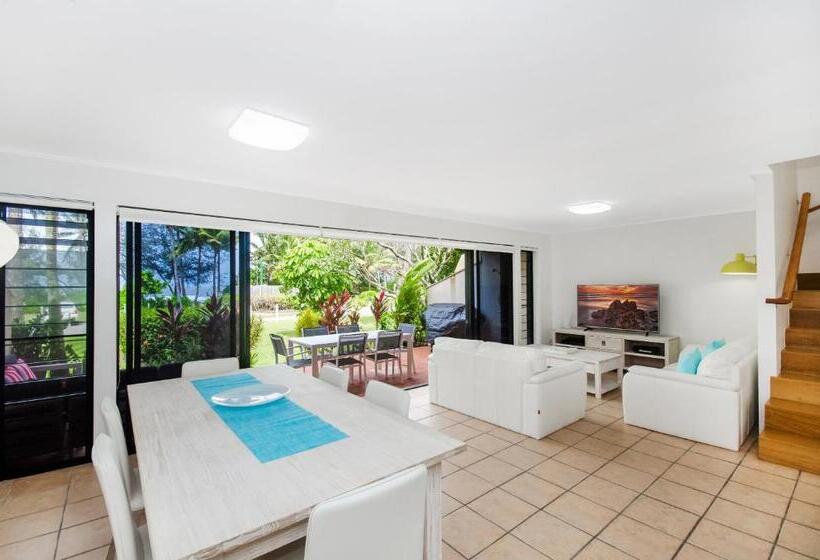 Вилла 3 Спальни, By The Sea Port Douglas