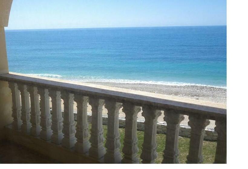 חדר סטנדרט נוף לים עם מרפסת, Castle