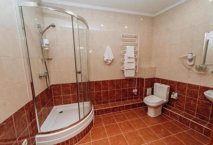 اتاق راحتی, Stanislaviv