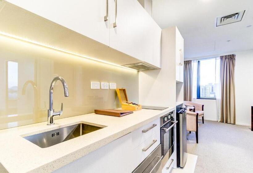 스위트, Vr Queen Street Hotel & Suites