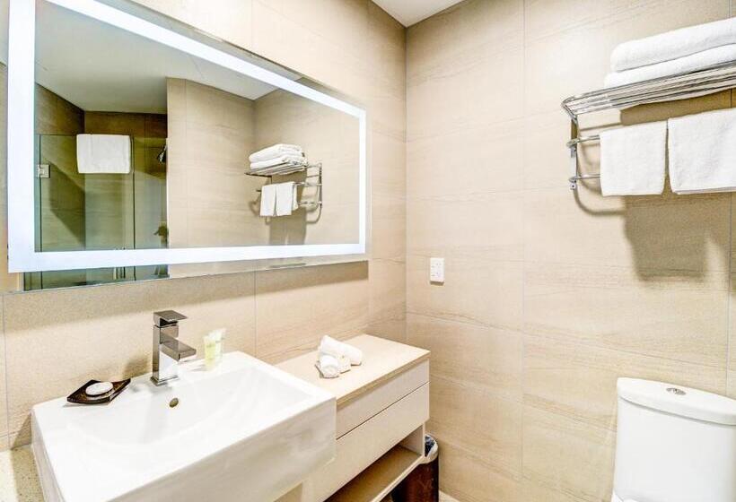 스위트, Vr Queen Street Hotel & Suites