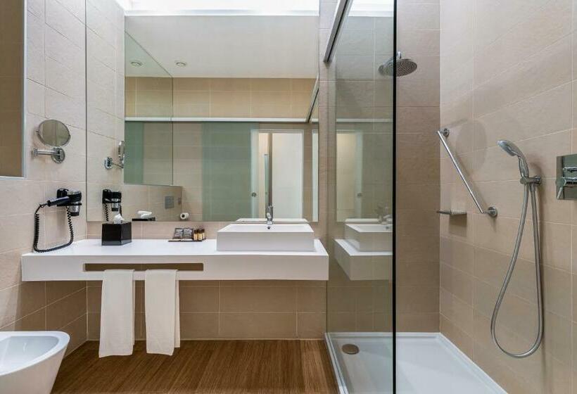 Quarto superior, Jupiter Lisboa Hotel