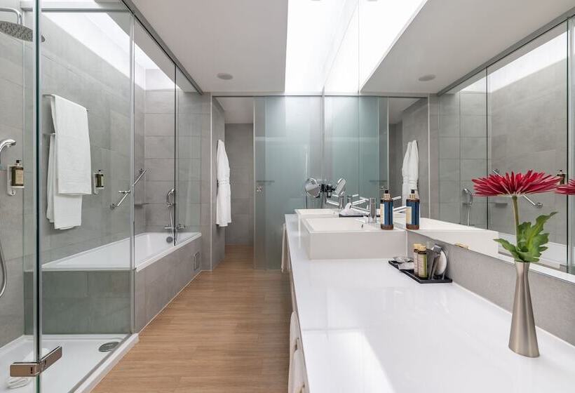 Quarto Executivo, Jupiter Lisboa Hotel - Rooftop & Spa