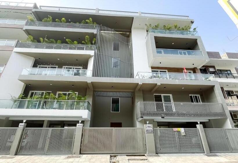 آپارتمان 3 خوابه, Bedchambers Serviced Apartments, Ardee City