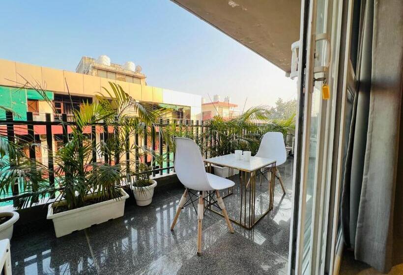 آپارتمان 3 خوابه, Bedchambers Serviced Apartments, Ardee City