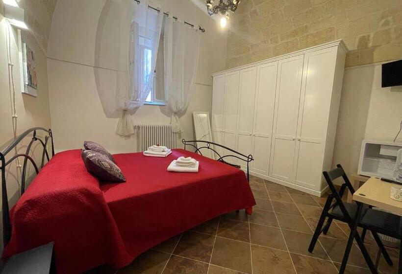 اتاق استاندارد سه نفره, B&b Le Volte 27