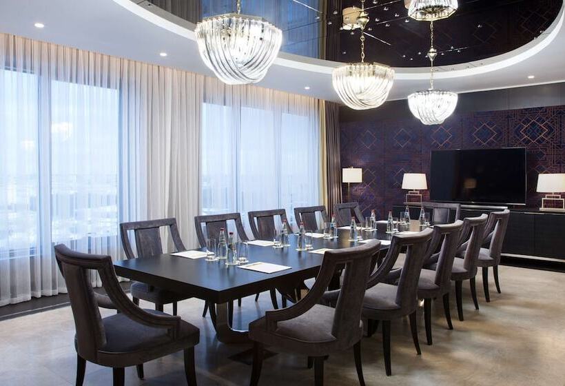 Президентский Люкс, Doubletree By Hilton Hotel Minsk