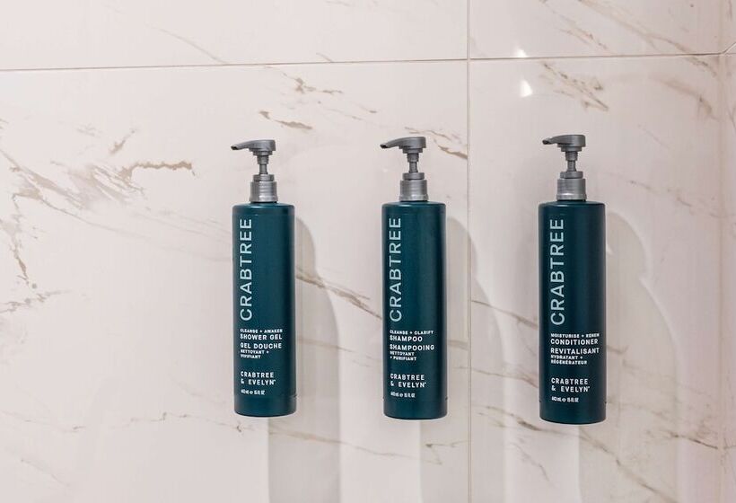 سوئیت با تخت بزرگ, Hilton Tallinn Park