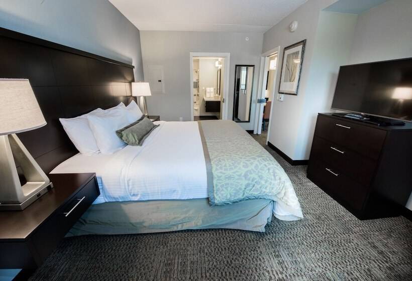 Люкс 2 Спальни, Staybridge Suites Albany Wolf Rd Colonie Center, An Ihg