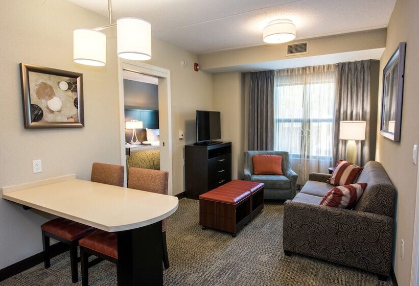 Люкс 2 Спальни, Staybridge Suites Albany Wolf Rd Colonie Center, An Ihg
