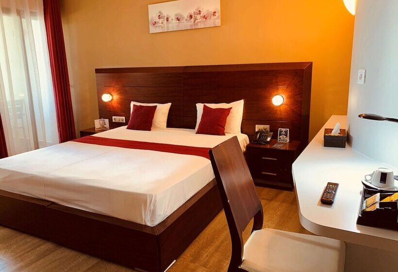 Chambre Standard Lit Double, Tulip Inn Sainte Clotilde, La Réunion
