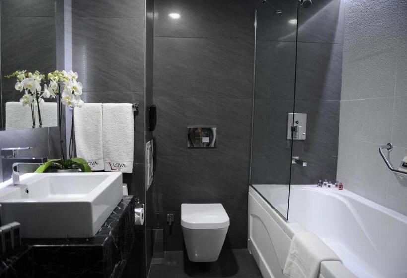 اتاق لوکس چهار تخته, Yalova Lova Hotel & Spa Yalova