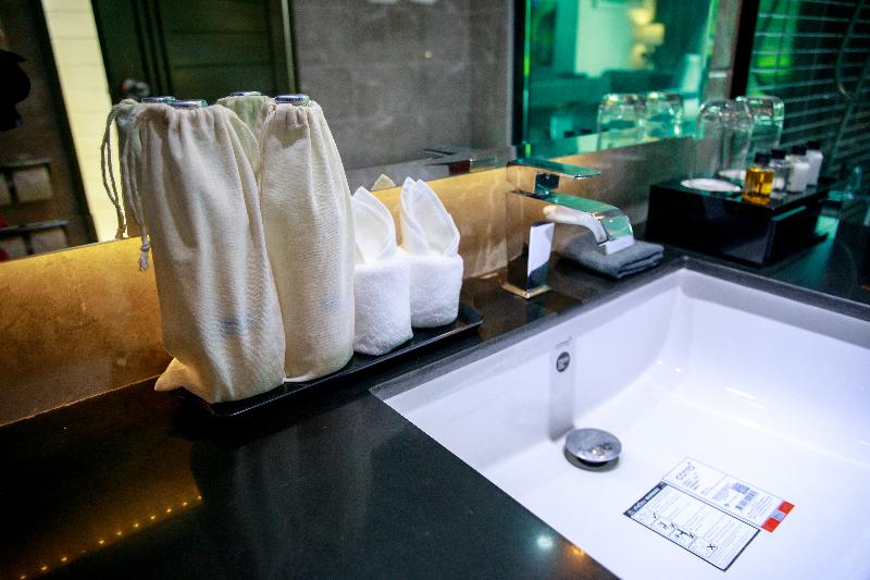 带大床的标准间, Pim Pool Villa Nan
