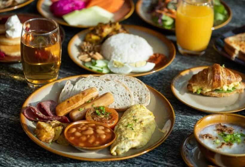 스위트 킹사이즈 침대, Hyatt Centric Kota Kinabalu