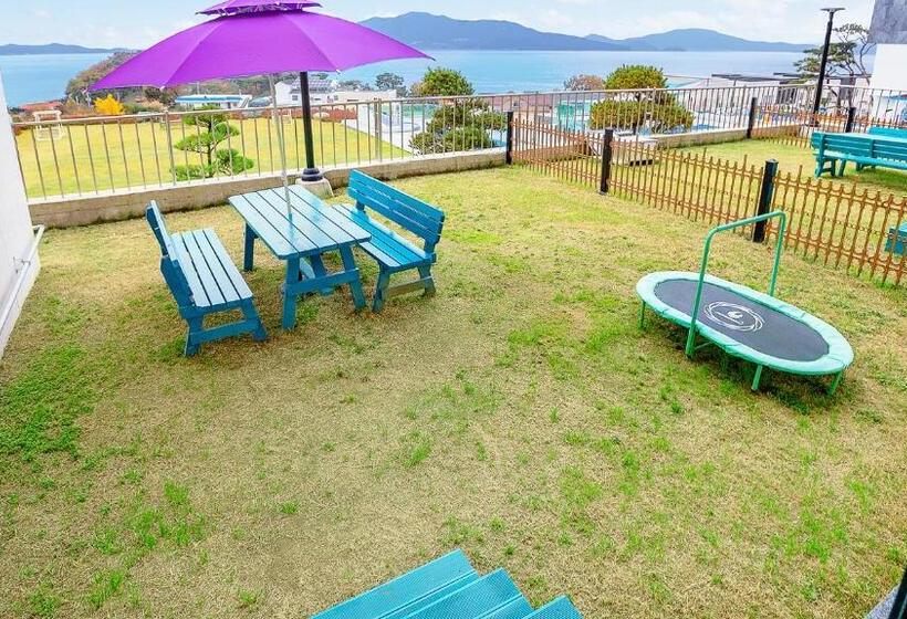 سوییت با چشم‌انداز باغ, Ganghwa Elijah Resort