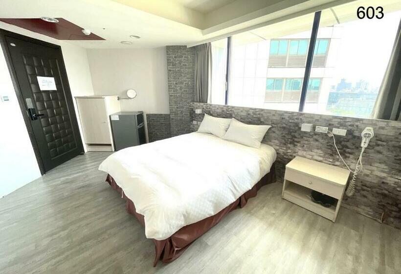 اتاق لوکس, 柯賓悠活行館