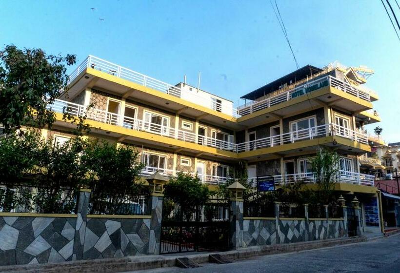 اتاق استاندارد, Homeland And Restaurant