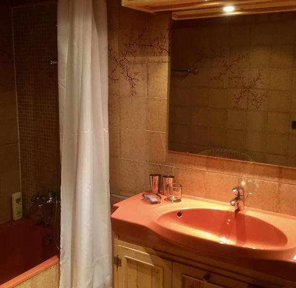 Номер Стандарт, Chalet Les Chouettes