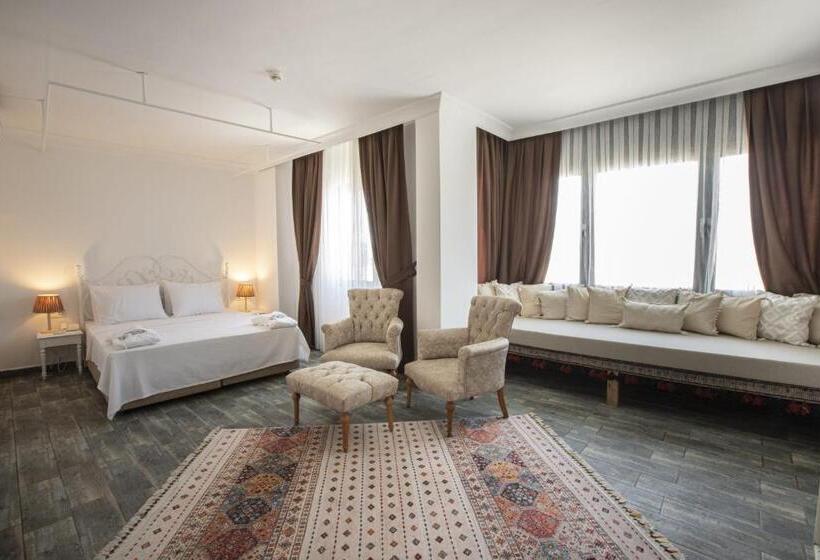 Люкс Повышенной Комфортности, Albeon Luxury Hotel   Alacatı