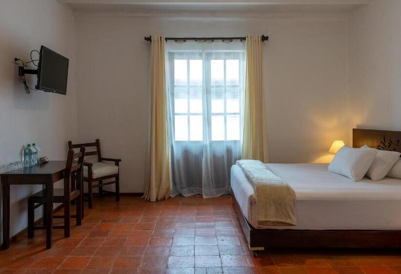 اتاق سوپریور با تخت بزرگ, La Xalca Hotel   Asociado Casa Andina