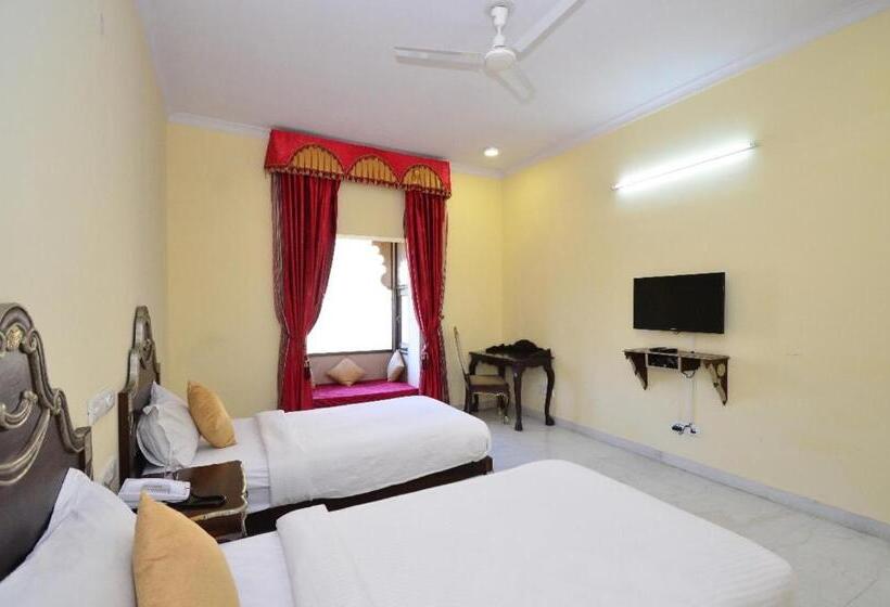 家庭套房, Aaram Baagh   A Luxury Nature Resort