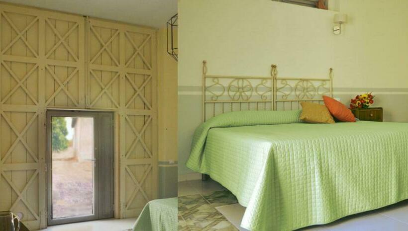 اتاق استاندارد با تخت بزرگ برای معلولان, Masseria Agriturismo Moschella