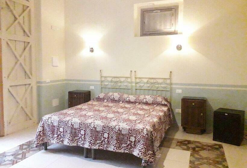 اتاق استاندارد با تخت بزرگ برای معلولان, Masseria Agriturismo Moschella