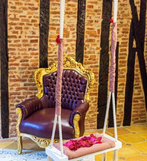 Стандартный Номер Кровать Кинг, Le Prieuré   Suites Romantiques Spa Privatif, Piscine, Jardin, Massages Proche De Toulouse