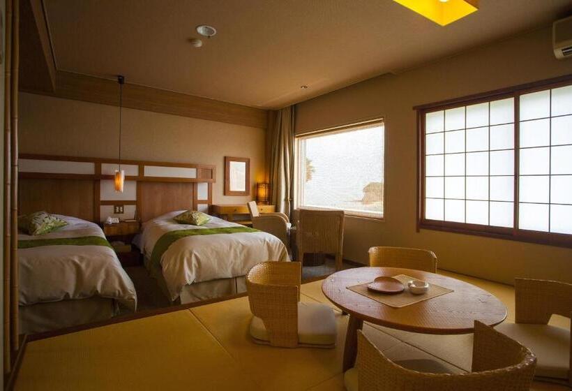 Номер Стандарт Вид на Море, Shodoshima International