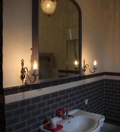 Трехместный Номер Deluxe, Chateau Mareuil