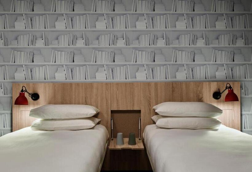 اتاق لوکس, Generator Paris