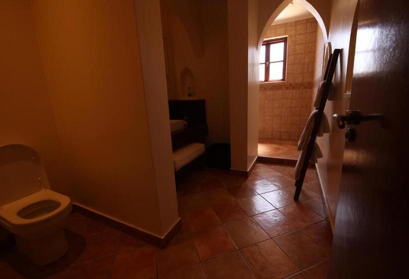 اتاق لوکس, Cocoa Boutique Hotel   Your Kenyan Beachfront Bliss