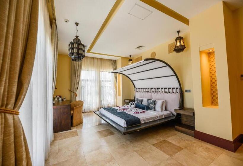 سوییت اجرایی, Cocoa Boutique Hotel   Your Kenyan Beachfront Bliss